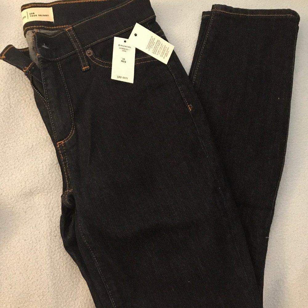 NWT GAP Mid Rise True Skinny Jeans Dark Wash size 25R